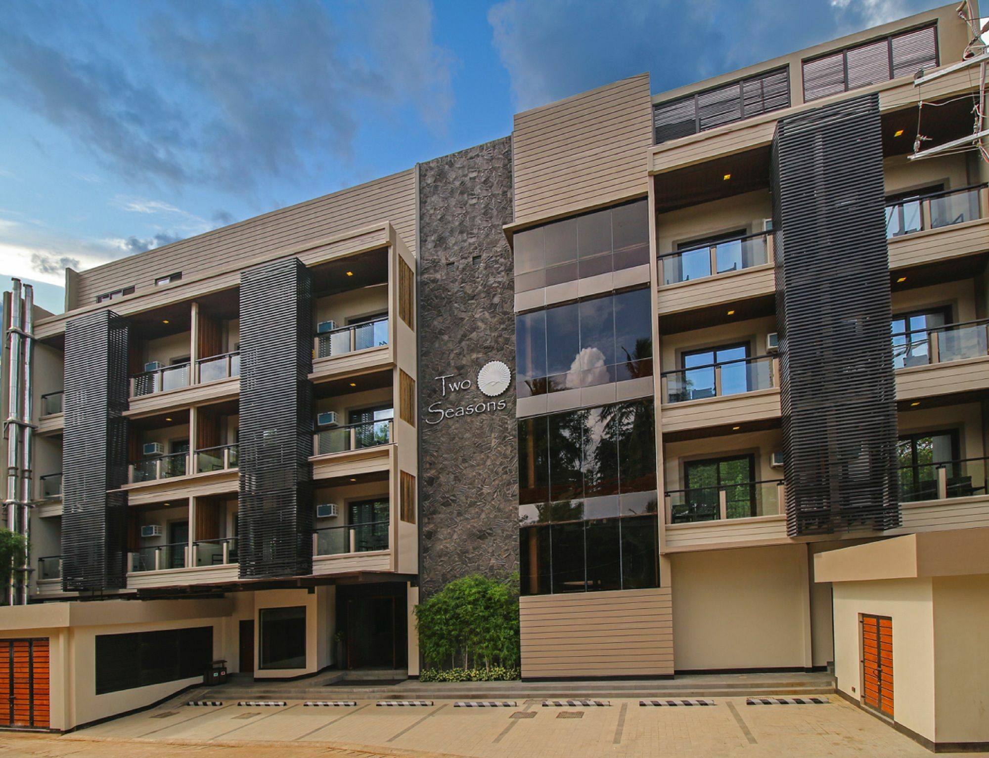 Two Seasons Coron Bayside Hotel Exterior foto